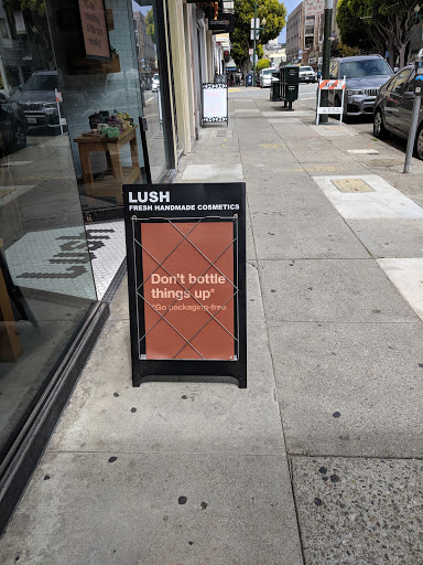 Cosmetics Store «Lush Cosmetics», reviews and photos, 2116 Union St, San Francisco, CA 94123, USA