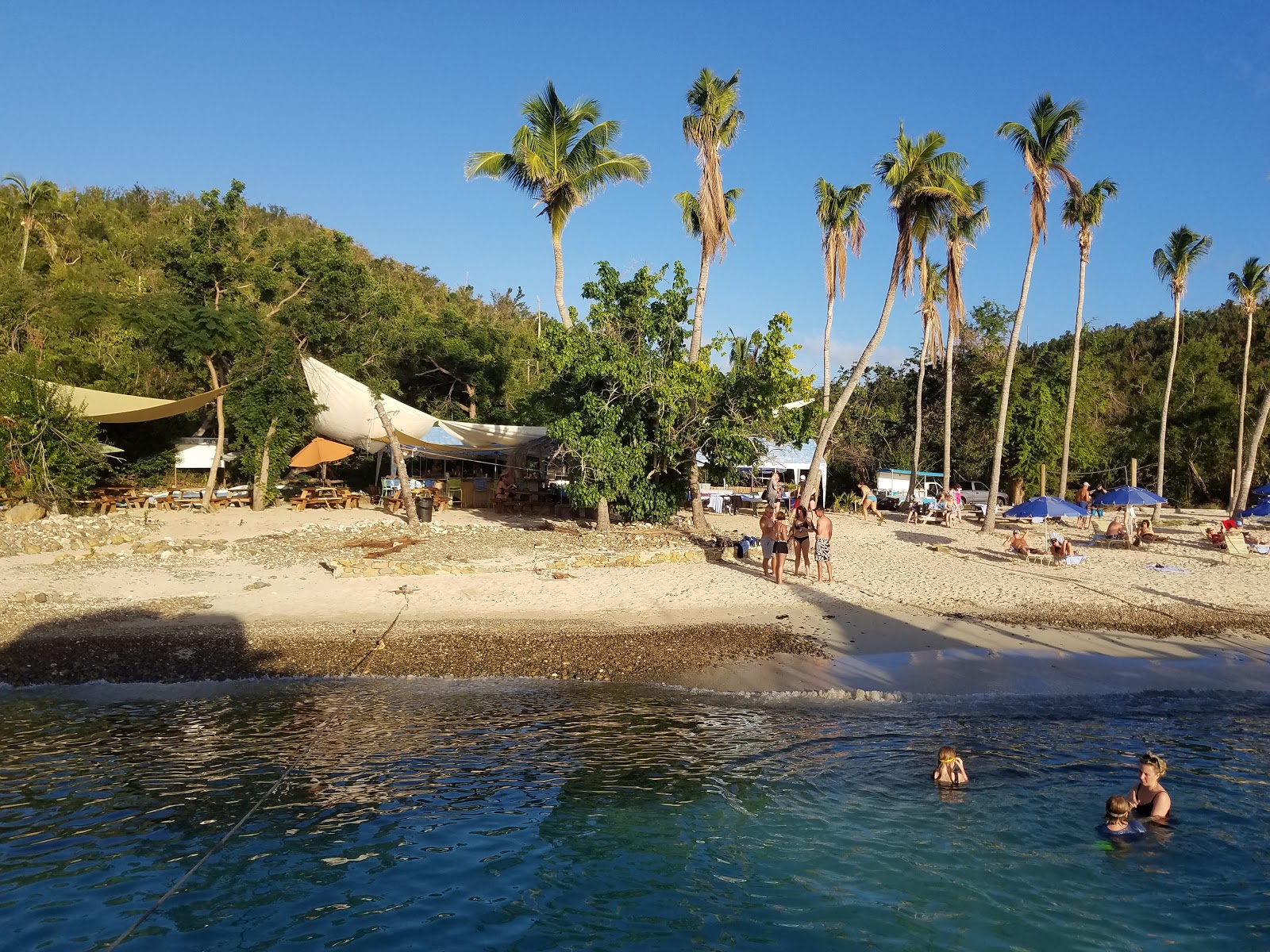 Honeymoon beach'in fotoğrafı imkanlar alanı