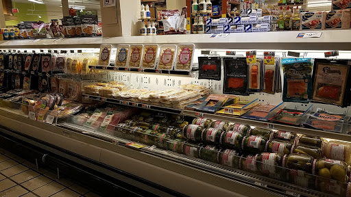 Supermarket «Stop & Shop», reviews and photos, 530 W Old Country Rd, Hicksville, NY 11801, USA