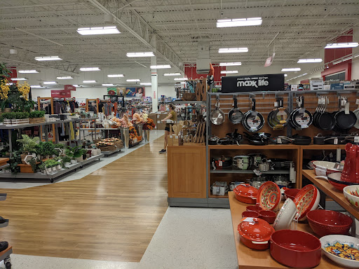 Department Store «T.J. Maxx», reviews and photos, 1920 Cordova Rd, Fort Lauderdale, FL 33316, USA