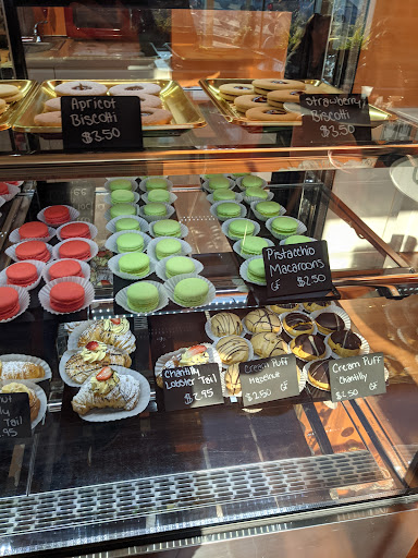 Shopping Mall «The Westover Gallery of Shops», reviews and photos, 1420 Westover Terrace, Greensboro, NC 27408, USA