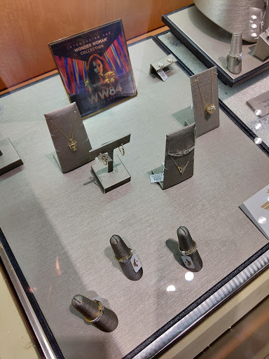 Jewelry Store «Zales - The Diamond Store», reviews and photos, 101 Bluefish Dr, Panama City Beach, FL 32413, USA