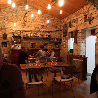 Atmosphère du Restaurant français Restaurant Carabasse à Beaulieu - n°3