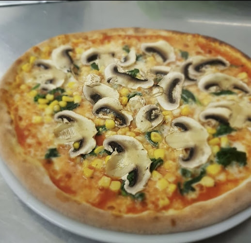 La Vita Pizzeria Thun, Pizza-Kebab-Pita - Ilyrianstyle-Hauslieferdienst-Halal Take Away - Restaurant
