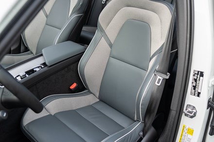 Car Dealer «Cherry Hill Volvo Cars», reviews and photos, 1810 Marlton Pike W, Cherry Hill, NJ 08002, USA