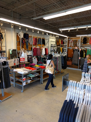 Clothing Store «Old Navy», reviews and photos, 3885 NE 163rd St, North Miami Beach, FL 33160, USA