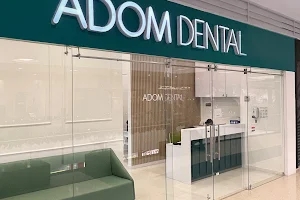 ADOM DENTAL - Clínica Odontológica image