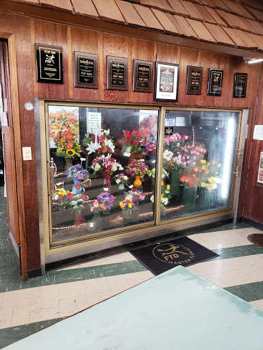 Florist «White Bear Floral Shop & Greenhouse», reviews and photos, 3550 Hoffman Rd E, White Bear Lake, MN 55110, USA