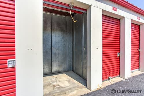 Self-Storage Facility «CubeSmart Self Storage», reviews and photos, 6801 Engle Rd, Middleburg Heights, OH 44130, USA