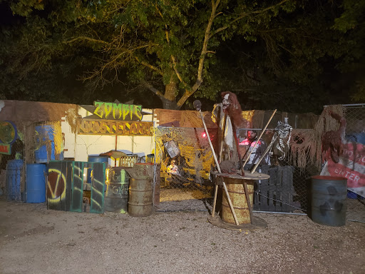 Amusement Park «Screams Halloween Theme Park», reviews and photos, 2511 FM 66, Waxahachie, TX 75167, USA