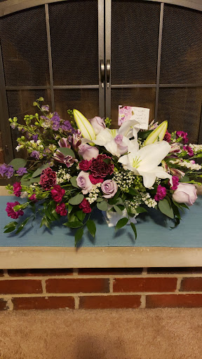 Florist «Fresh and Silk Flowers», reviews and photos, 578 W Army Trail Rd, Carol Stream, IL 60188, USA