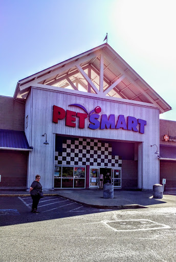 Pet Supply Store «PetSmart», reviews and photos, 1505 11th Ave NW, Issaquah, WA 98027, USA