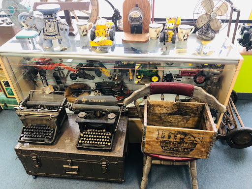 Tobacco Shop «Tobacco Town», reviews and photos, 47043 Gratiot Ave, Chesterfield, MI 48051, USA