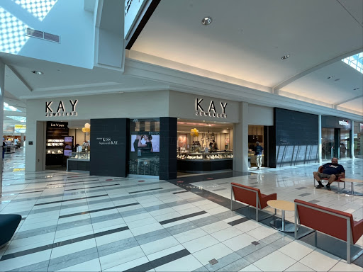 Kay Jewelers, 7600 Kingston Pike, Knoxville, TN 37919, USA, 