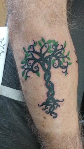 Tattoo Shop «Ace Tattoo and Piercing», reviews and photos, 15224 N 59th Ave #15, Glendale, AZ 85306, USA