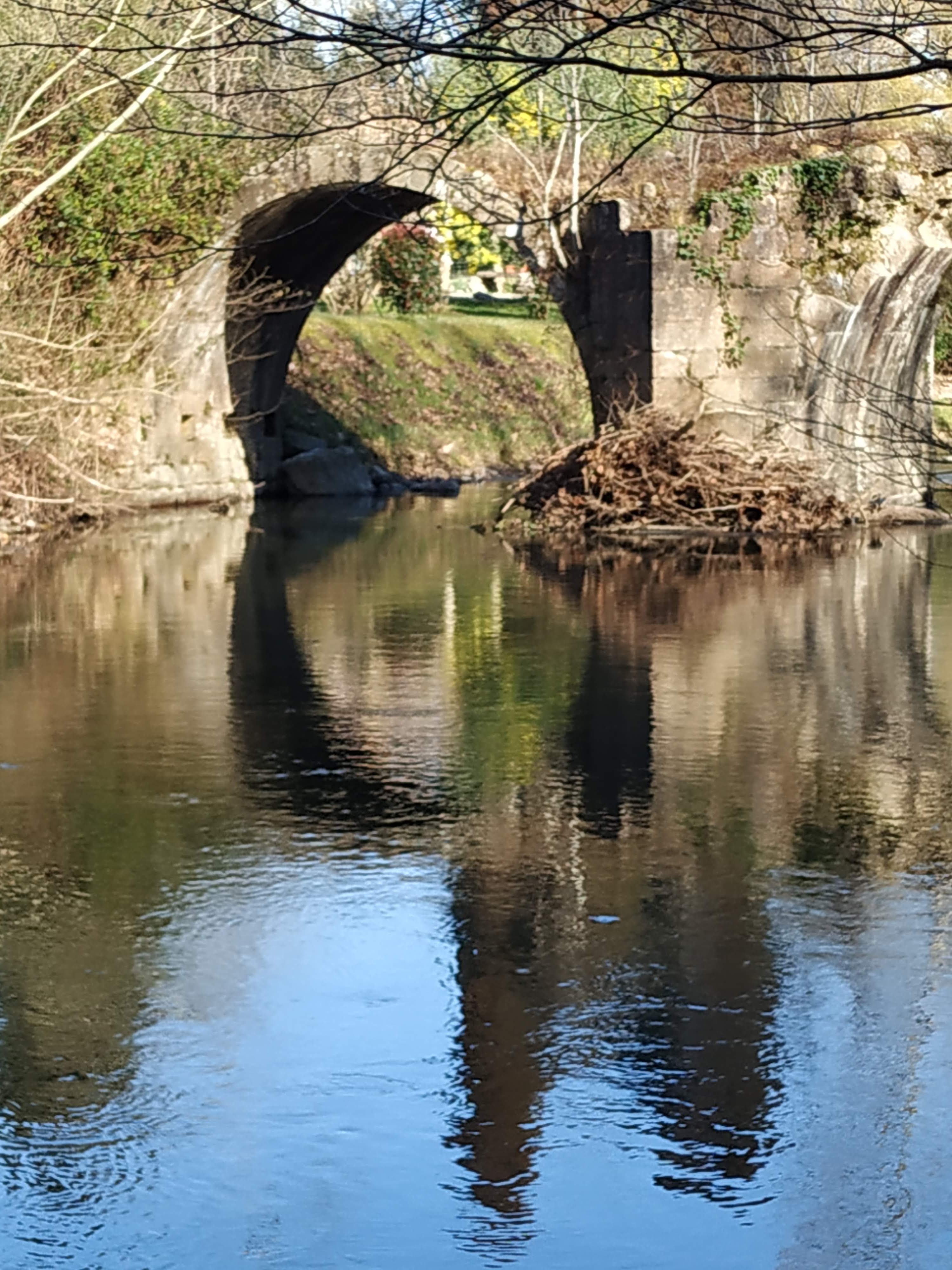 Photo n° 3 de l'avis de Franciane.o fait le 28/03/2019 à 13:50