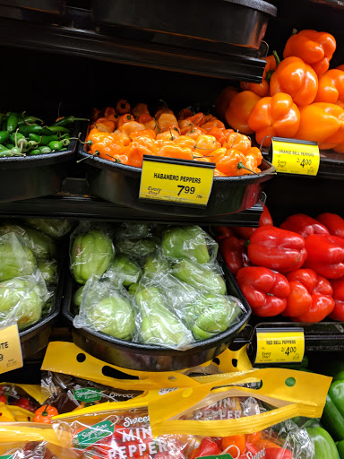 Grocery Store «Albertsons», reviews and photos, 19500 WA-99 Suite 110, Lynnwood, WA 98036, USA