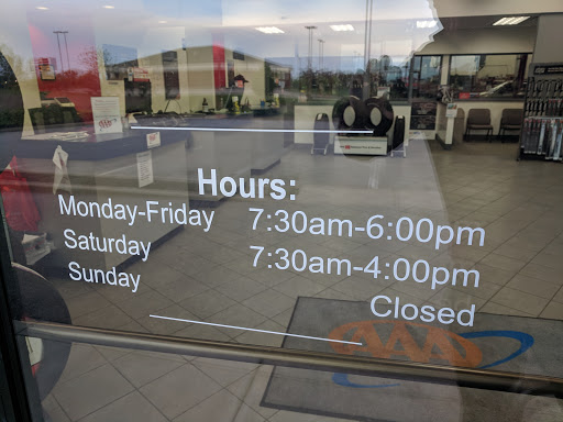 Auto Repair Shop «AAA | Bob Sumerel Tire & Service - Walton», reviews and photos, 620 Chestnut Dr, Walton, KY 41094, USA