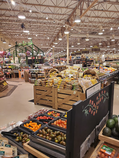 Grocery Store «Lowes Foods of Leland», reviews and photos, 1152 East Cutlar Crossing, Leland, NC 28451, USA