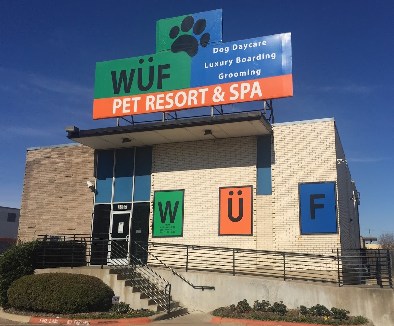 Wuf Pet Resort & Spa