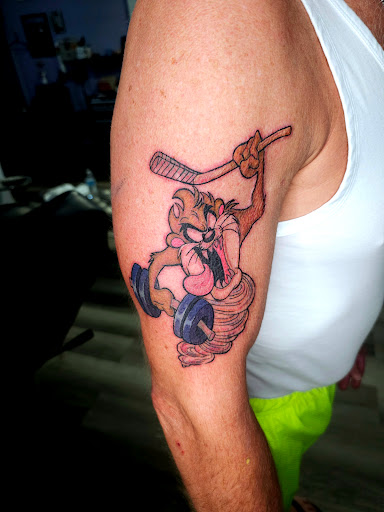 Explore finger hand tattoo ideas, creative tattoo ideas in Toledo, available at HEYBABE Tattoo Studio