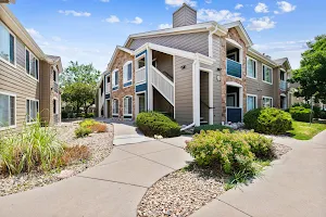 The Seasons at Horsetooth Crossing Apartments image