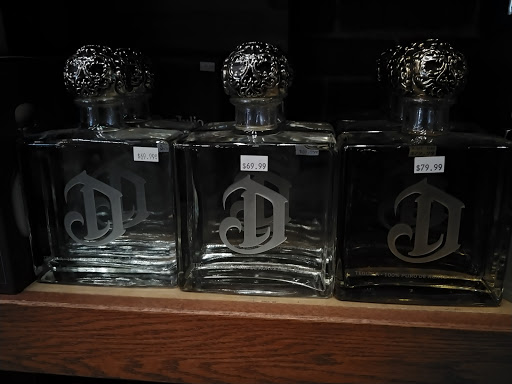 Wine Store «Wine Bank», reviews and photos, 363 5th Ave # 100, San Diego, CA 92101, USA