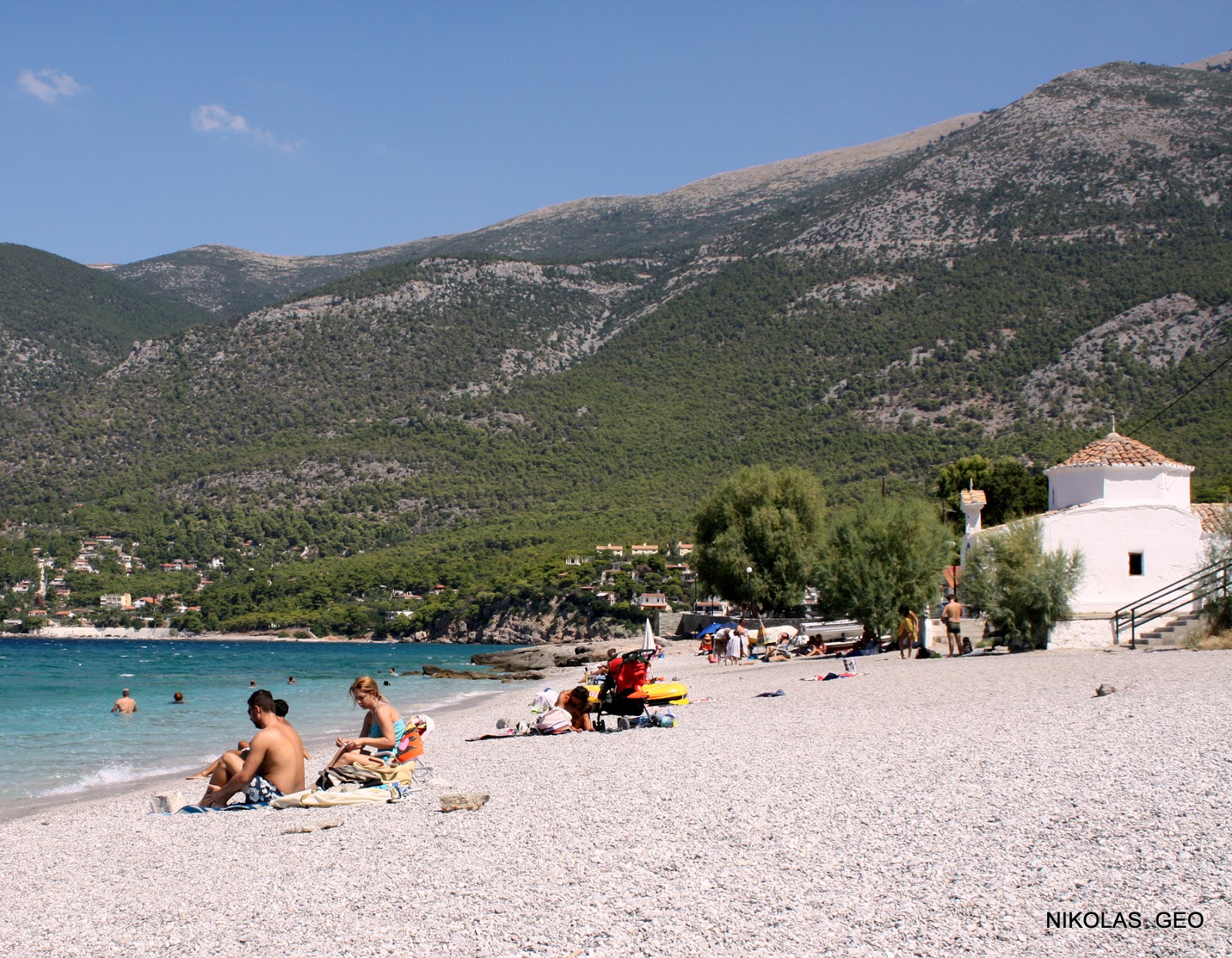 Foto von Porto Germeno Strand - beliebter Ort unter Entspannungskennern