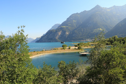 Reussdelta Badi und Feuerstellen