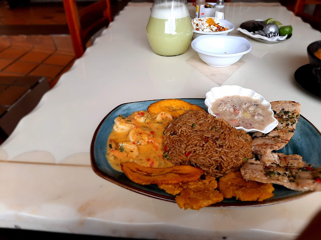 Manolo's Cevicheria - Marisquería