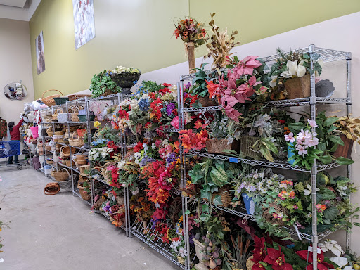 Thrift Store «Goodwill Store & Donation Center», reviews and photos, 123 S Weber Rd, Bolingbrook, IL 60490, USA