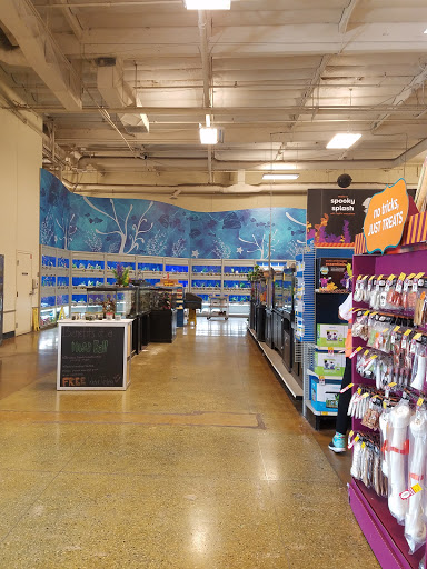 Pet Supply Store «PetSmart», reviews and photos, 4100 Ming Ave, Bakersfield, CA 93309, USA