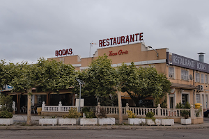 Restaurante Lon Gris image