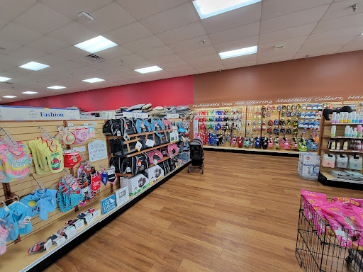 Pet Supply Store «Pet Supermarket», reviews and photos, 534 S Hunt Club Blvd, Apopka, FL 32703, USA