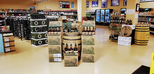 Liquor Store «Interstate Wine & Spirits», reviews and photos, 1427 Interstate Dr, Cookeville, TN 38501, USA