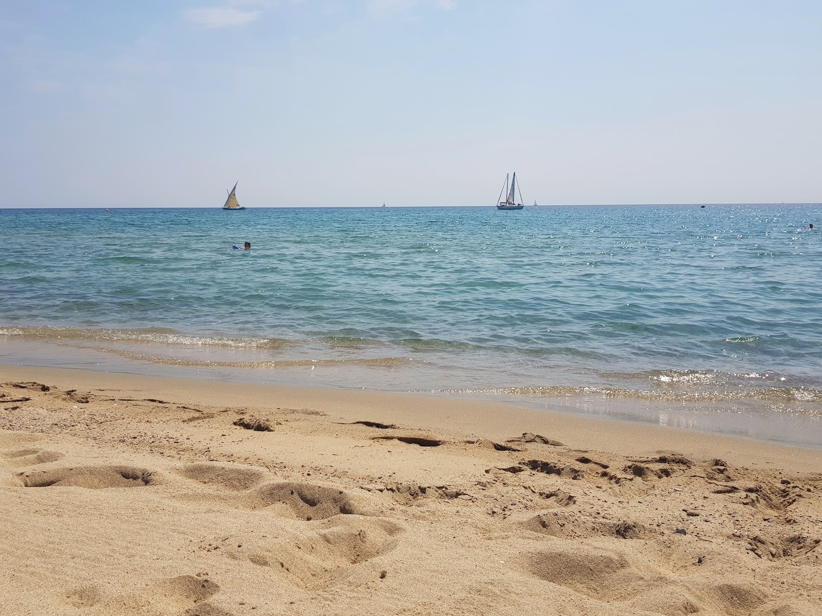Foto av Canet in Roussillon med lång rak strand