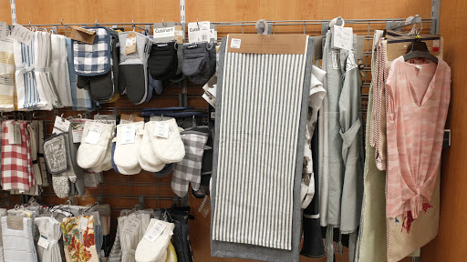 Department Store «T.J. Maxx», reviews and photos, 9590 Village Pl Blvd, Brighton, MI 48116, USA