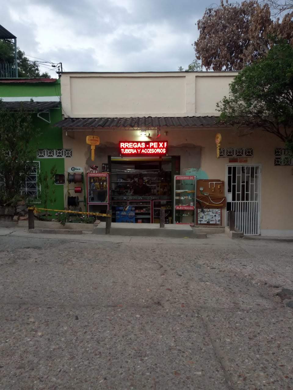 Ferreteria gas y ferr