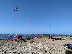 Upanema Plajı'in fotoğrafı ve yerleşim
