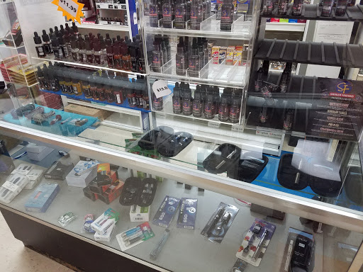 Tobacco Shop «Smoker Friendly Discount Tobacco #15», reviews and photos, 2613 16th St, Bedford, IN 47421, USA