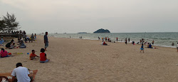 Foto von Chalatat Beach annehmlichkeitenbereich