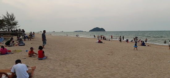 Chalatat Beach