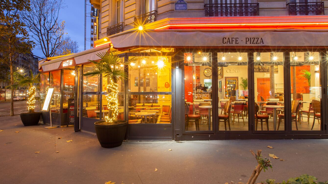 Café quai 33 à Paris