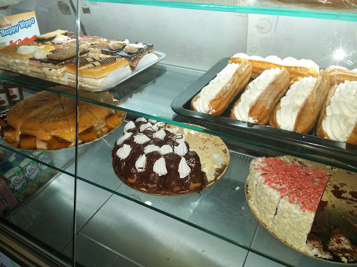 Pastelería El Dinosaurio Goloso en Santa Olalla del Cala, Huelva