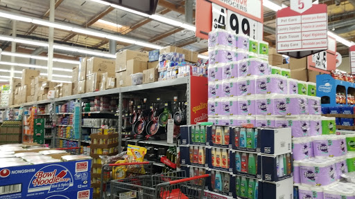 Grocery Store «Superior Grocers», reviews and photos, 4308 Slauson Ave, Maywood, CA 90270, USA