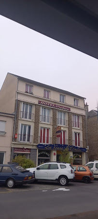 Extérieur du Restaurant Hôtel Moderne à Vire-Normandie - n°13