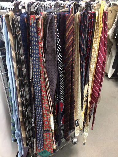 Thrift Store «Goodwill Port Orange», reviews and photos, 1752 Dunlawton Ave, Port Orange, FL 32129, USA