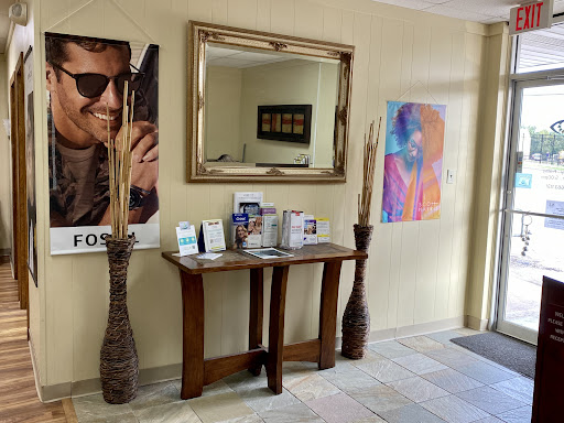 Optician «Little Rock Family Eyecare», reviews and photos, 424 N University Ave # 5, Little Rock, AR 72205, USA