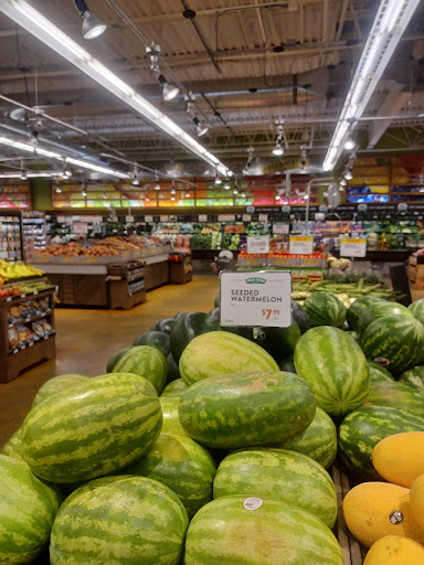 Grocery Store «Fresh Thyme Farmers Market- Naperville», reviews and photos, 790 Royal St George Dr, Naperville, IL 60563, USA