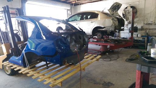 Auto Body Shop «Deland Collision Center», reviews and photos, 115 E Parkdale Ave, DeLand, FL 32724, USA